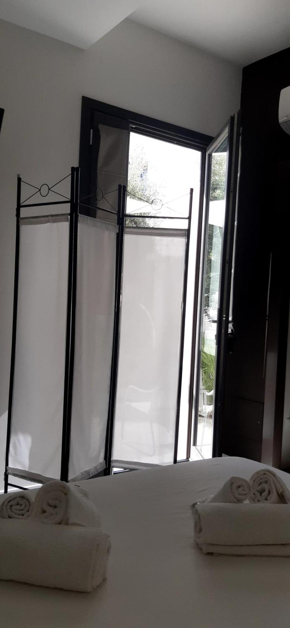 Patio 101 "Exclusive" Bed & Breakfast San Vito Lo Capo Rom bilde